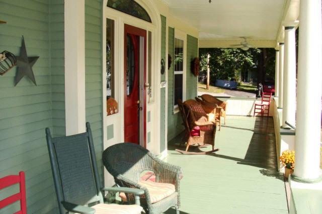 The Young House Bed And Breakfast Millinocket Bagian luar foto