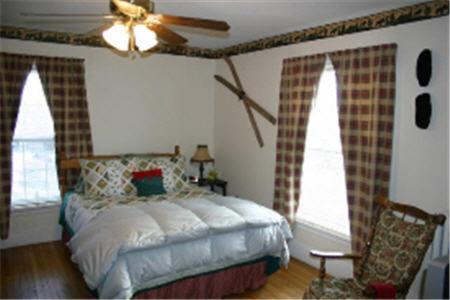 The Young House Bed And Breakfast Millinocket Ruang foto